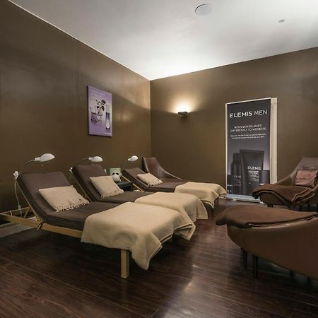 Macdonald Elmers Court Hotel Lymington Bagian luar foto