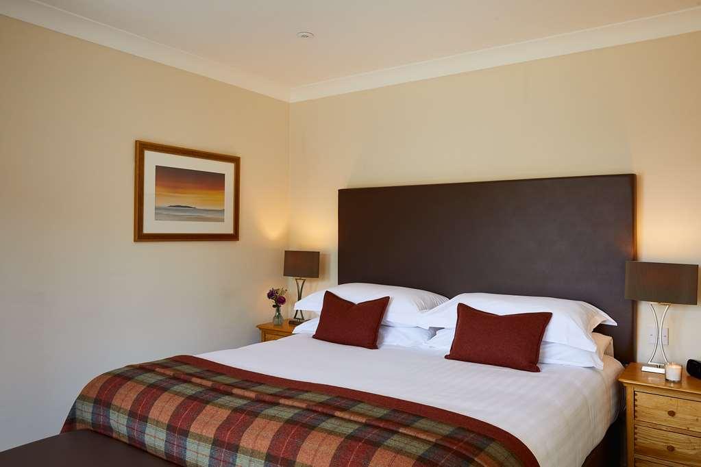 Macdonald Elmers Court Hotel Lymington Ruang foto