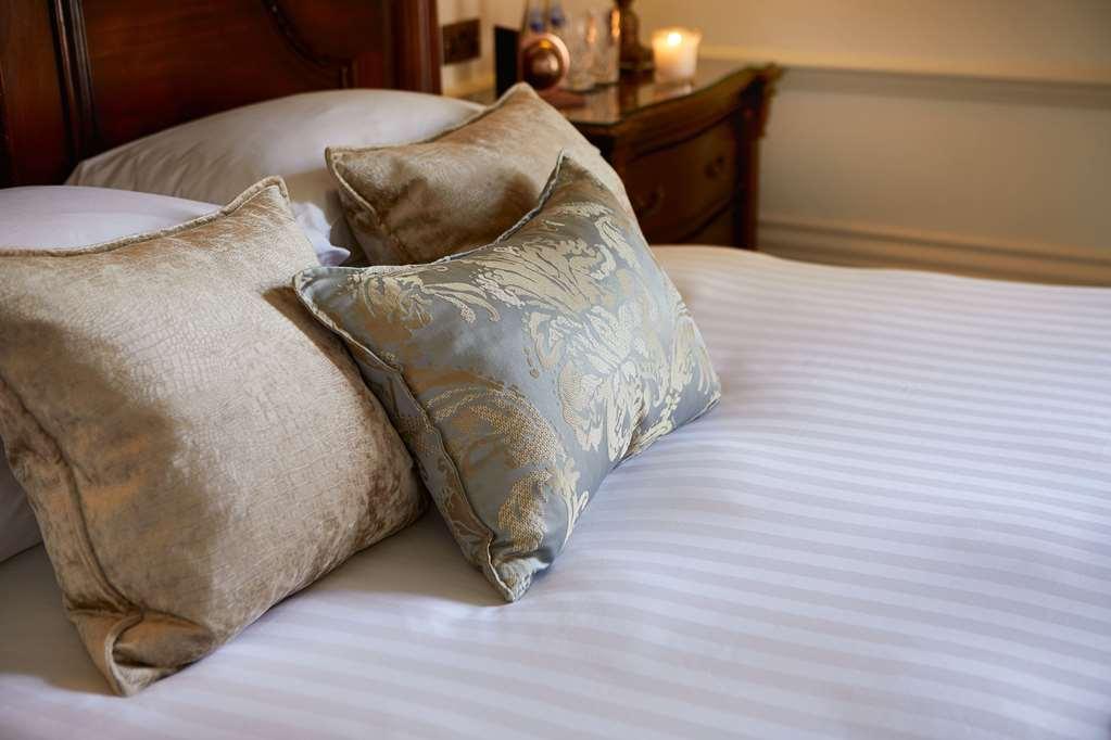 Macdonald Elmers Court Hotel Lymington Ruang foto